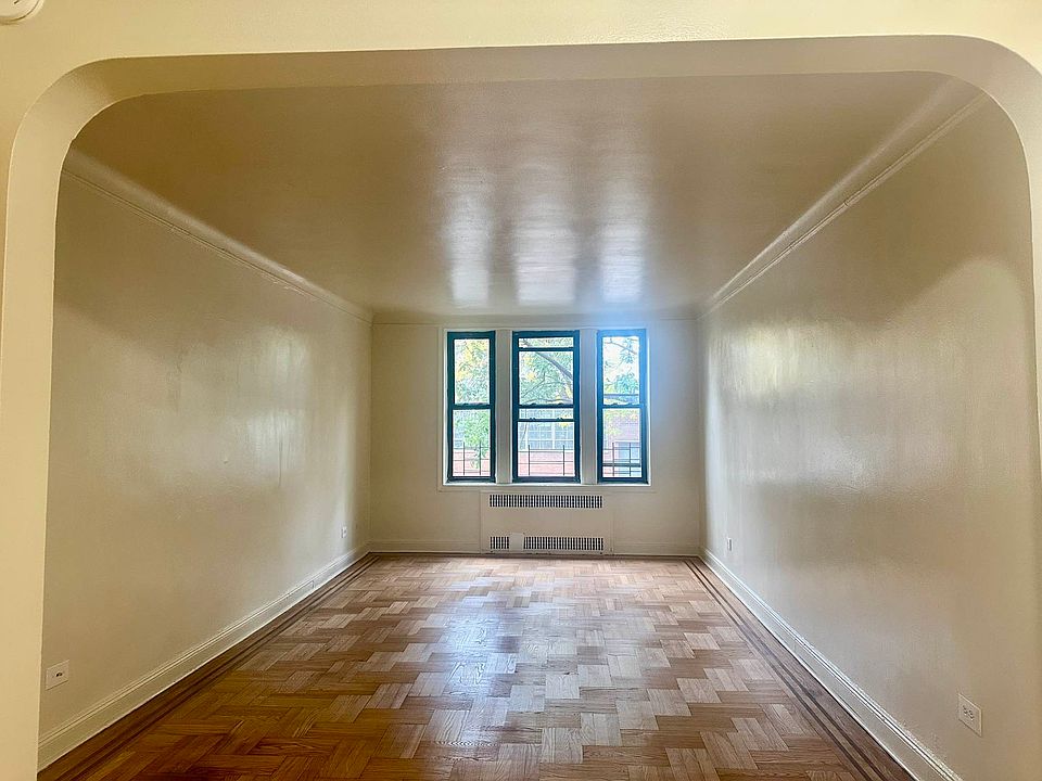 1st image of 41-12 41st St APT 2M