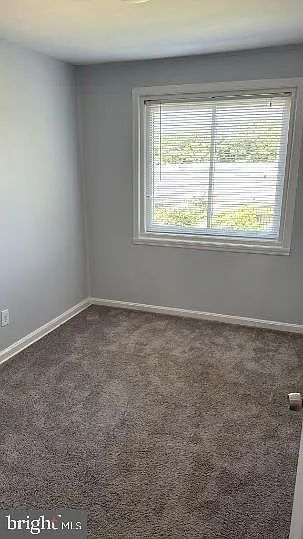 864 Bellevue St SE #1 — Photo 5