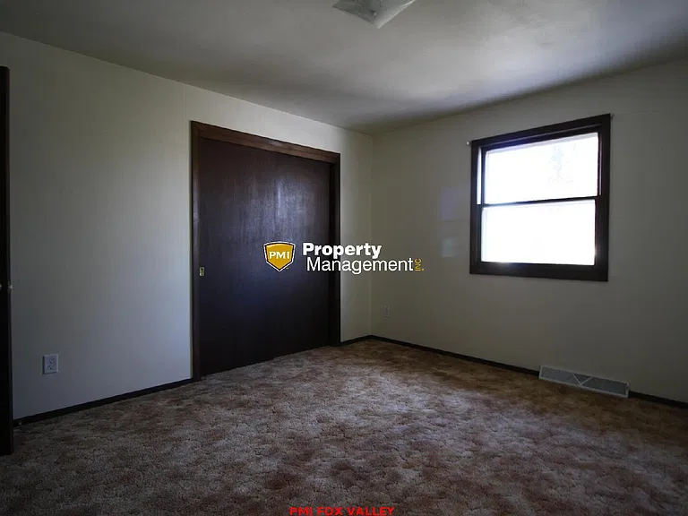 1349 Primrose Ln — Photo 12