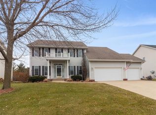840 SE Oakleaf Ln, Waukee, IA 50263