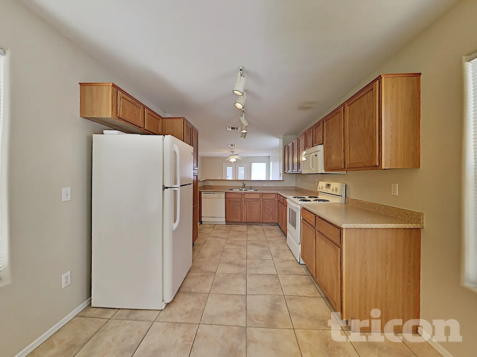 6014 S 16th Lane Phoenix AZ — Photo 4