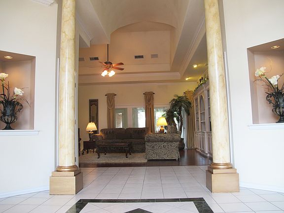 4th image of 1 Preston Oaks Cir
