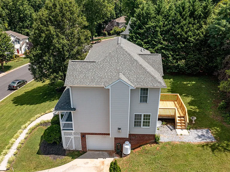 72 Viking Dr — Photo 19