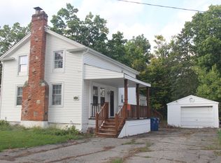 418 Hattie St, Grand Blanc, MI 48439