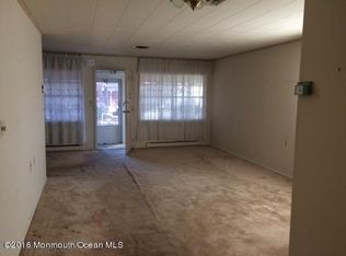 317A Coventry Ct, Lakewood, NJ 08701