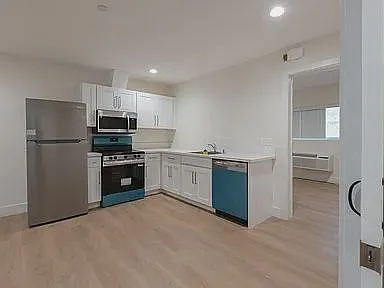 1 bed, 1.0 bath, 650 sqft, $1,793 — Photo 3