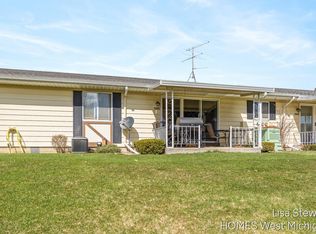 5951 Leisure South Dr SE, Kentwood, MI