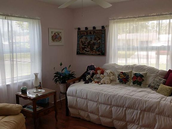 2nd image of 102 Karola Dr
