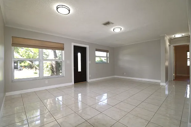3 bed, 1081 sqft, $2,900 — Photo 4