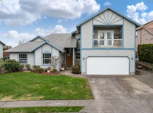 610 SE Baker Pl, Gresham, OR 97080