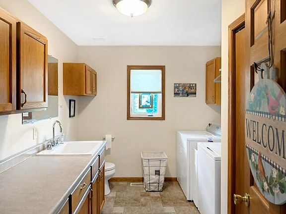 4th image of 503 Ashley Ave