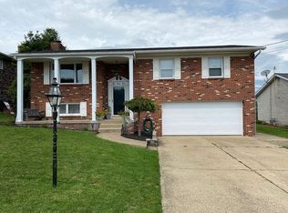 241 Scenery Dr, Weirton, WV