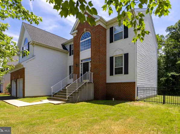 6 Fairmont Dr, Columbus, NJ 08022