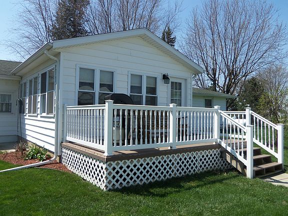 walkout sunroom to deck