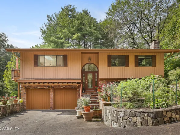 350 Valley Rd, Cos Cob, CT 06807