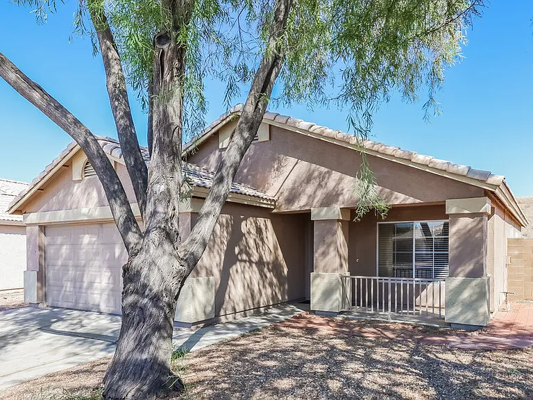 3618 W Tina Ln — Photo 3
