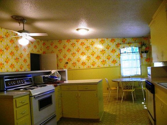 4th image of 206 Joyce Ln