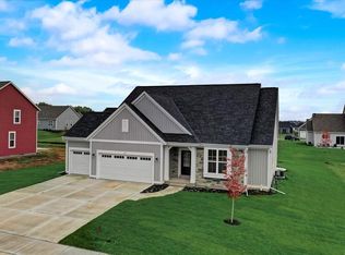 1934 N Omaha Dr, Grafton, WI 53024