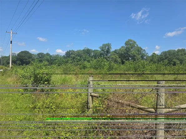 E 1050th Rd, Sallisaw, OK 74955