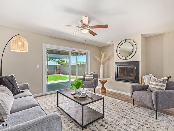 3rd image of 3215 W CORRINE Drive