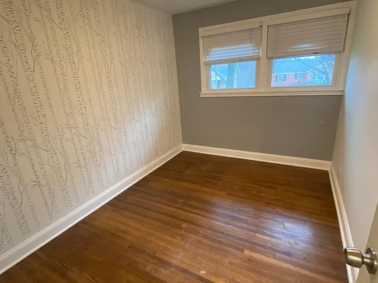 1003 Potter Ln — Photo 4