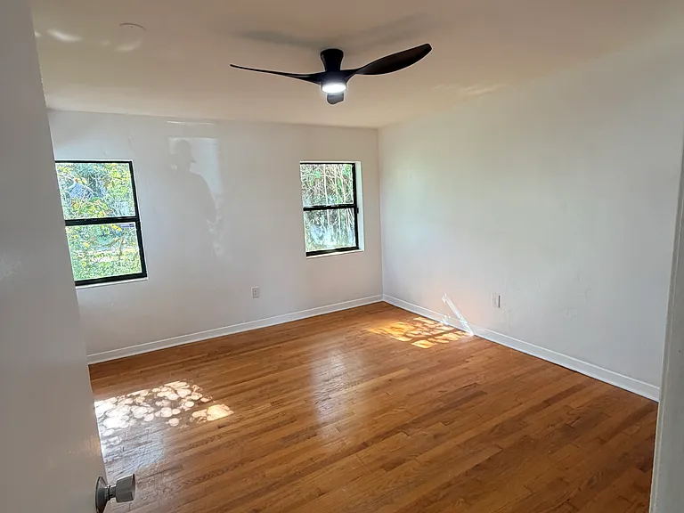 1130 N Federal Hwy #1 — Photo 11