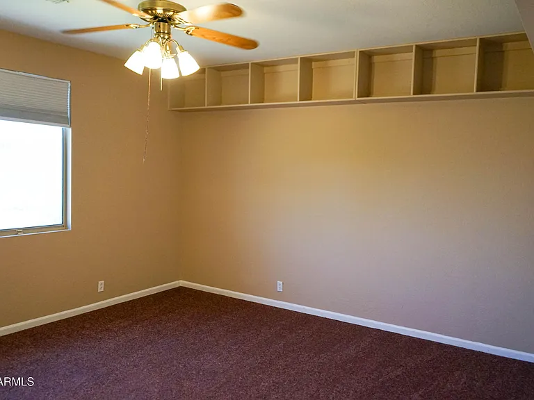 541 N Danielson Way — Photo 45
