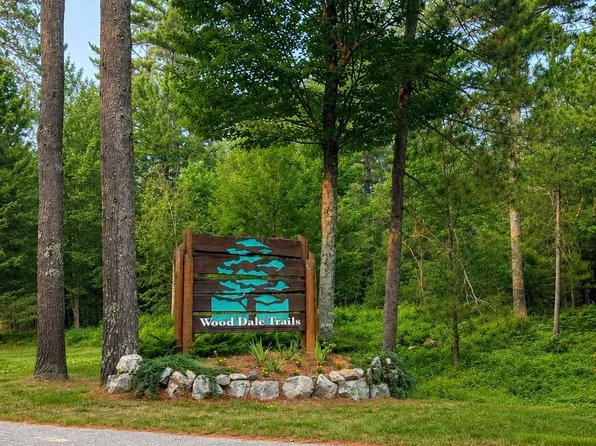 8 Oak Brook Rd, Eagle River, WI 54521