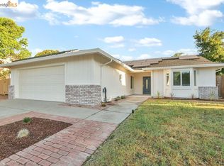 1060 Woodglen Dr, Oakley, CA
