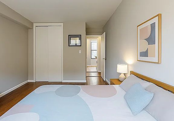 4th image of 340 E 58th St APT 2A