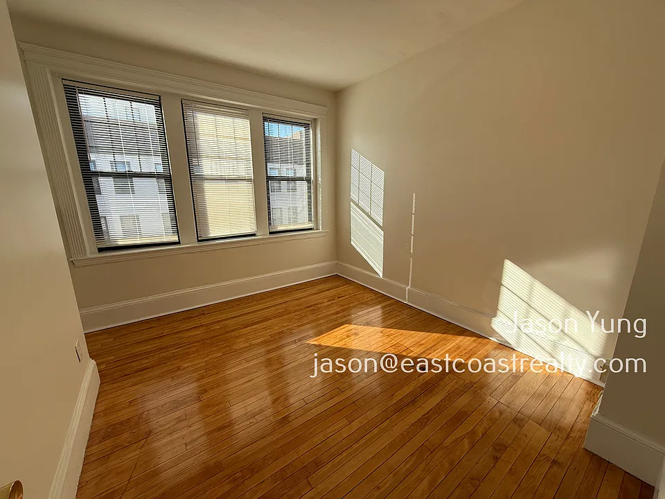 21 Royce Rd #249