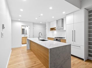 55 Klahanie Dr #126, Pt Moody, BC V3H 5K3