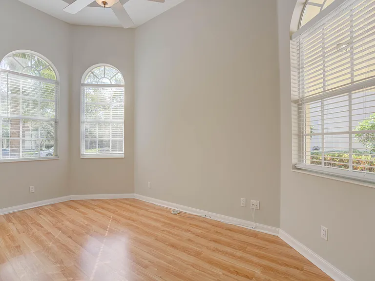 256 San Remo Dr — Photo 22