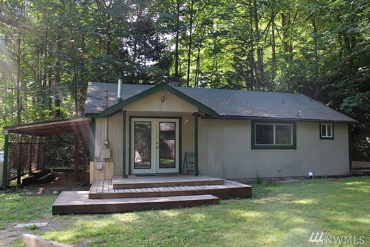1st image of 170 NE Steelhead Dr S