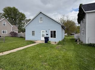811 N 14th St, Elwood, IN 46036