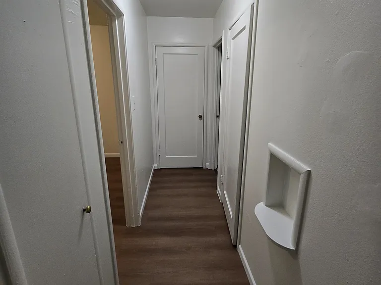 844 Adams St — Photo 12