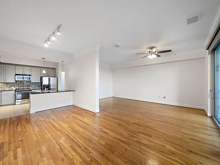 3333 Allen Pkwy #1403 — Photo 12
