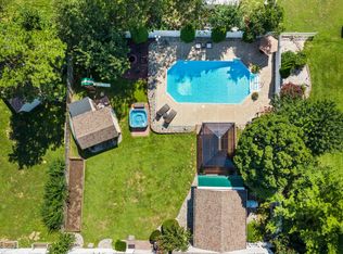 6 Laketree Ct, Manchester, NJ 08759