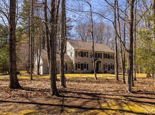 14 Gale Rd, Hampton, NH 03842