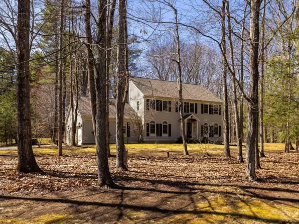 14 Gale Road, Hampton, NH 03842