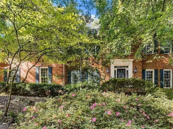 5358 Brooke Farm Dr, Atlanta, GA 30338
