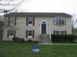 2807 Mill Crossing Dr, Fort Washington, MD 20744