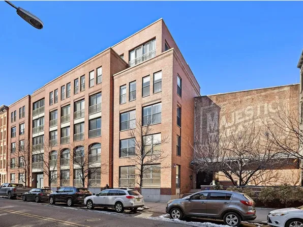 222 Montgomery Street image 1 of 12