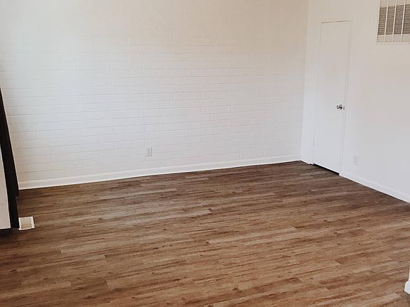 4th image of 634 N 800 W APT 1
