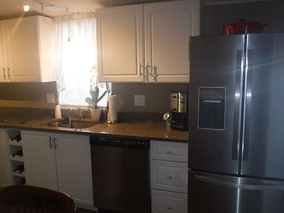 4th image of 3512 Wildberry Way
