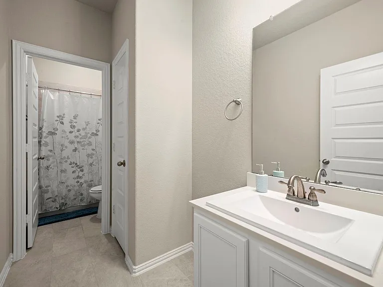 10054 Black Maple Dr — Photo 24