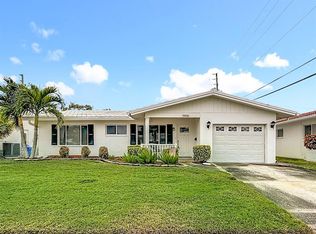 9506 45th St N, Pinellas Park, FL 33782