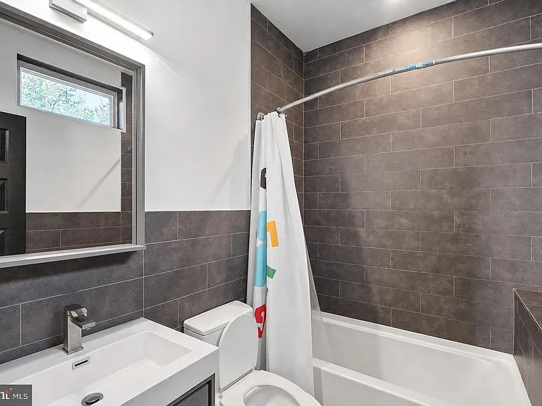 519 N 38th St #2 — Photo 18