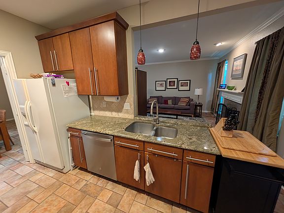 3rd image of 8655 Brittania Ct