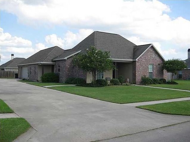 1st image of 5031 La Premierre Dr